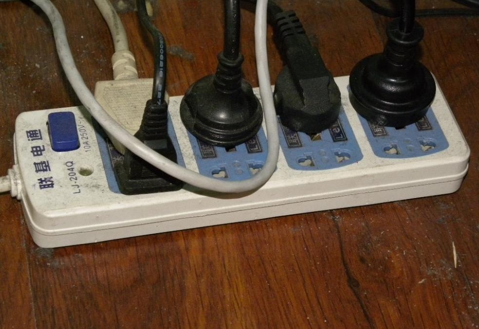 【珠江電纜】隨手拔充電器，真的有必要！